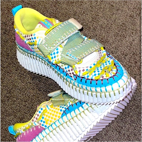 Chloé - Picture 6 of 17